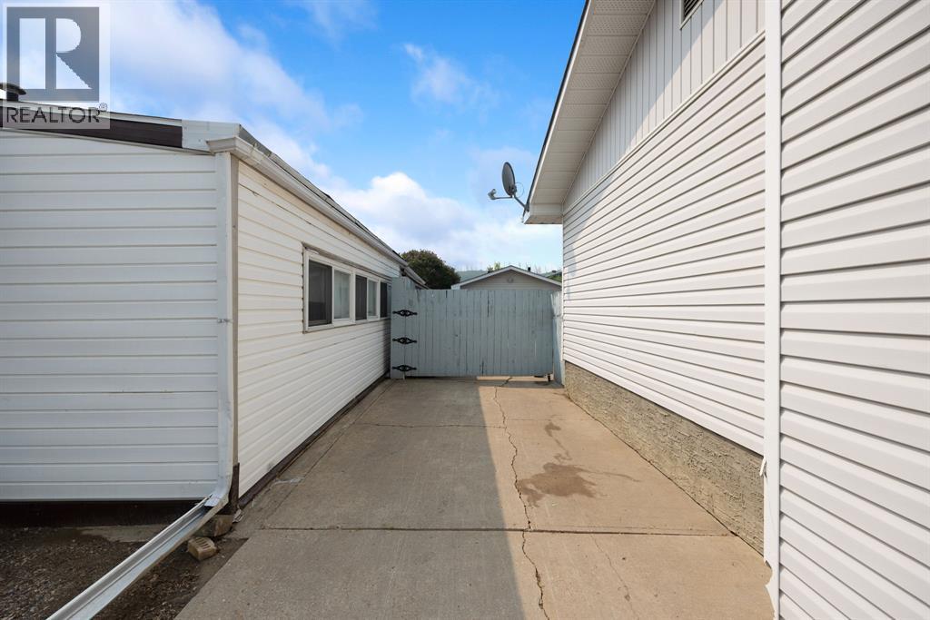 33 Fitzgerald Avenue, Fort McMurray