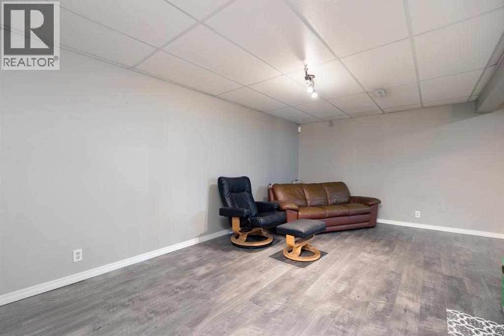33 Fitzgerald Avenue, Fort McMurray