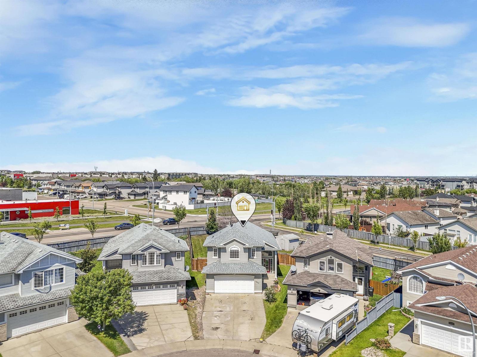 Photo 2 of 4832 157 Av Nw, Edmonton AB