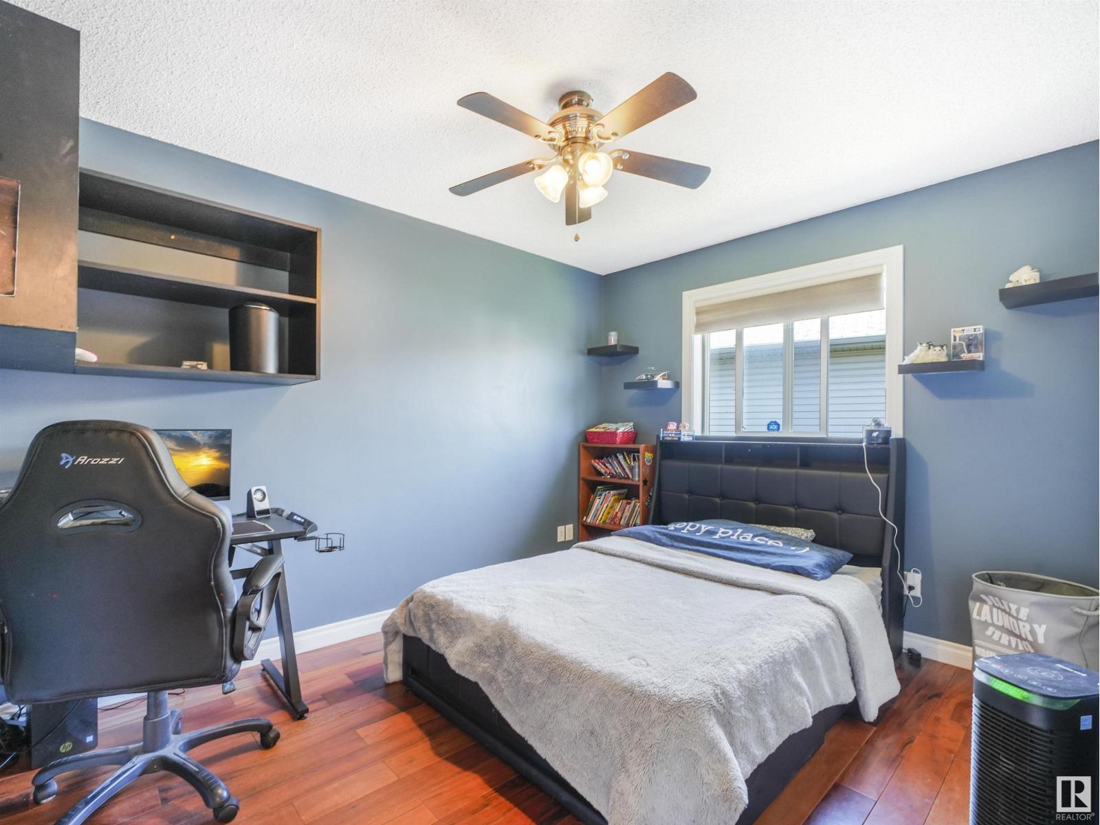 Photo 23 of 4832 157 Av Nw, Edmonton AB