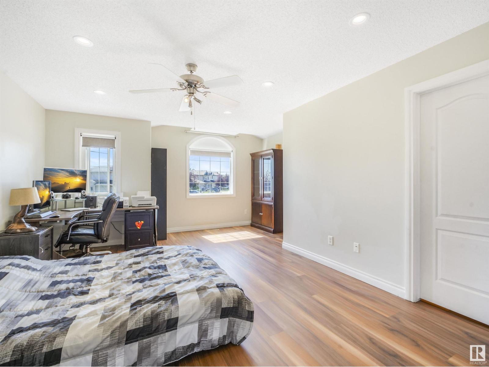 Photo 29 of 4832 157 Av Nw, Edmonton AB