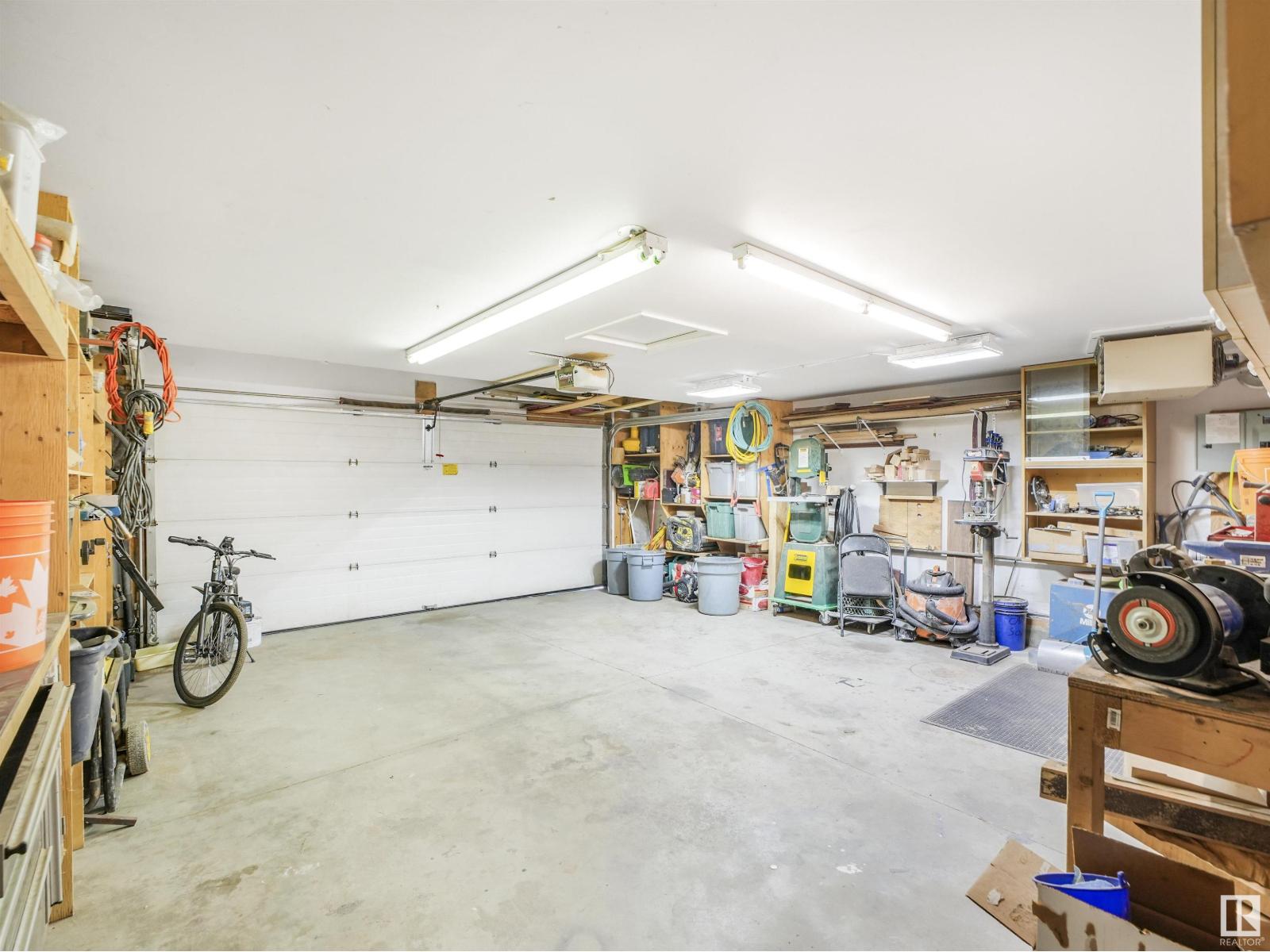 Photo 54 of 4832 157 Av Nw, Edmonton AB