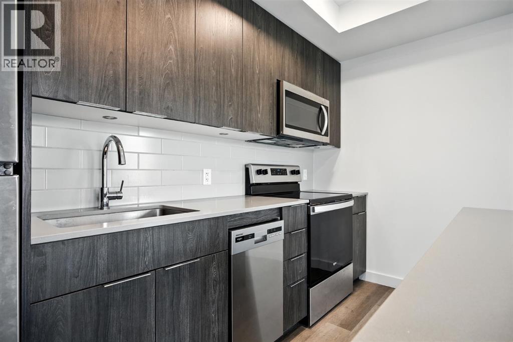 Single Family House for Sale in    Street NE Crescent Heights Calgary 