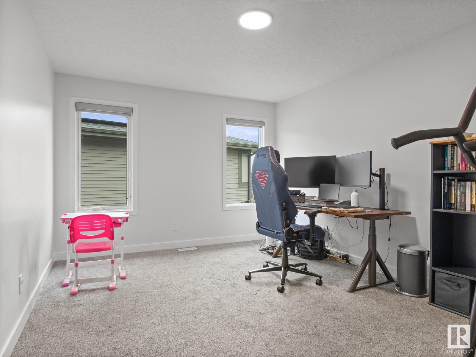 Photo 36 of 20309 25 A Av Nw, Edmonton AB