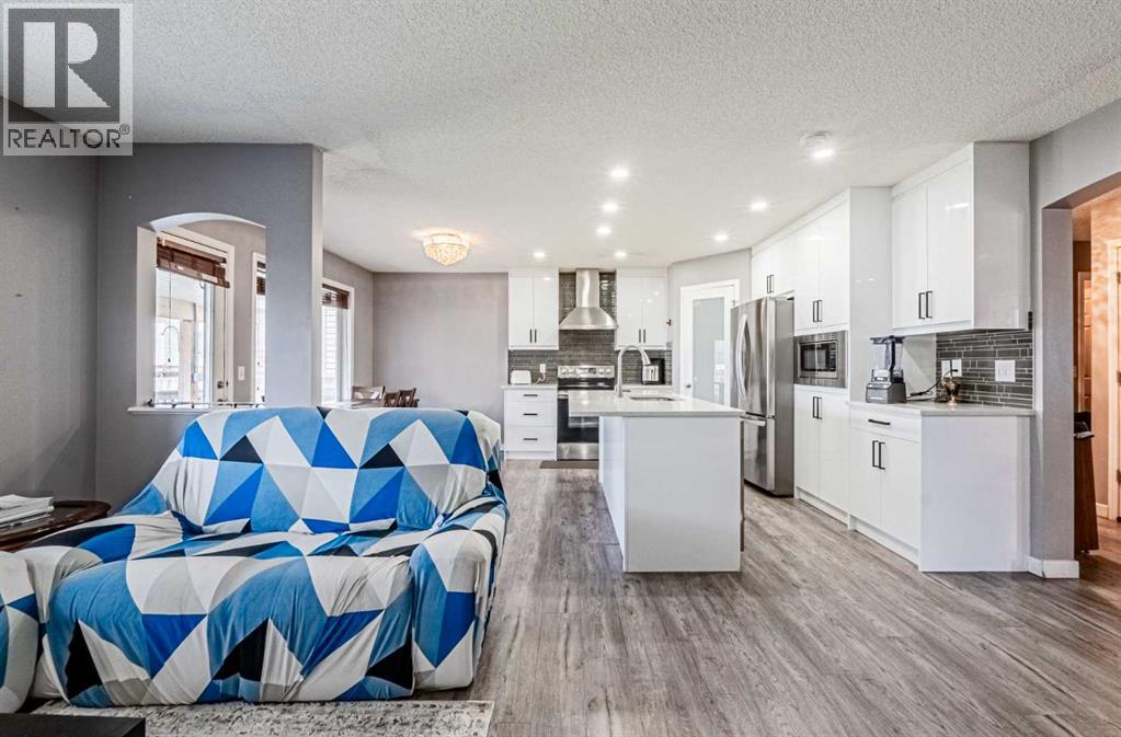 Photo 14 of 121 Saddlecrest Green Ne, Calgary AB