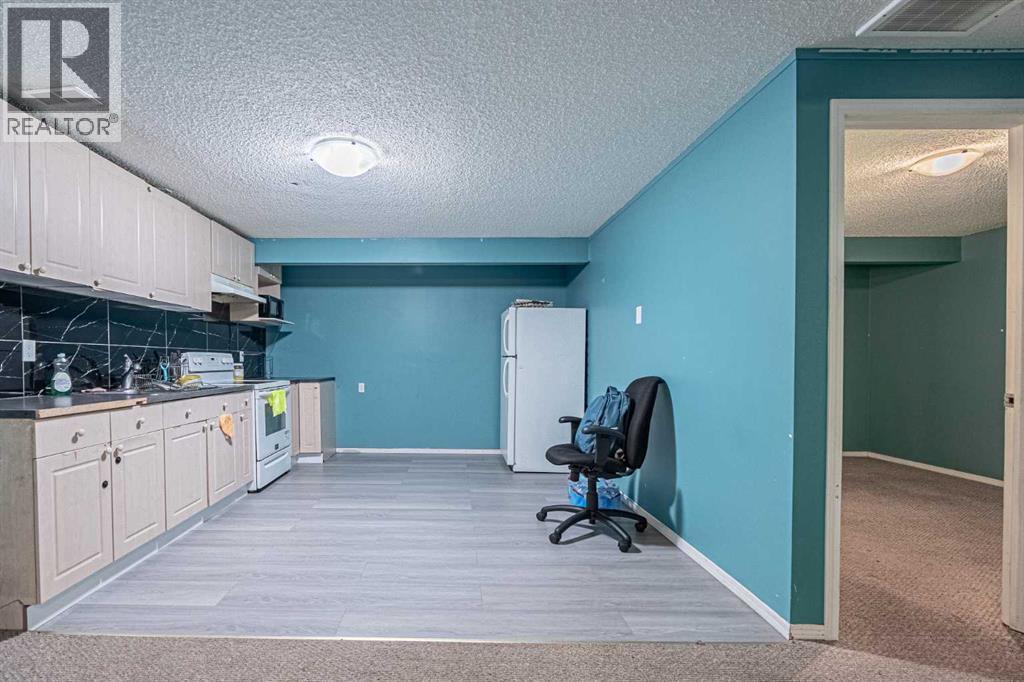Photo 23 of 121 Saddlecrest Green Ne, Calgary AB
