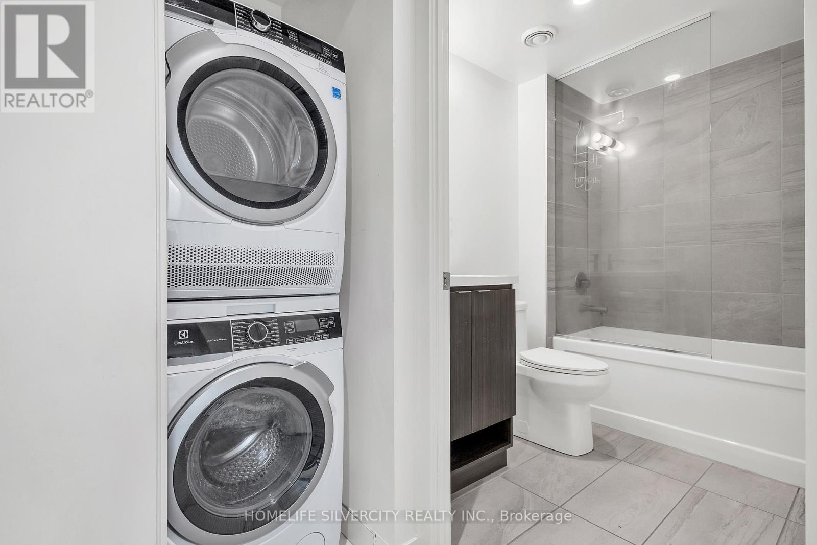 Photo 35 of 2503 55 Cooper Street, Toronto ON