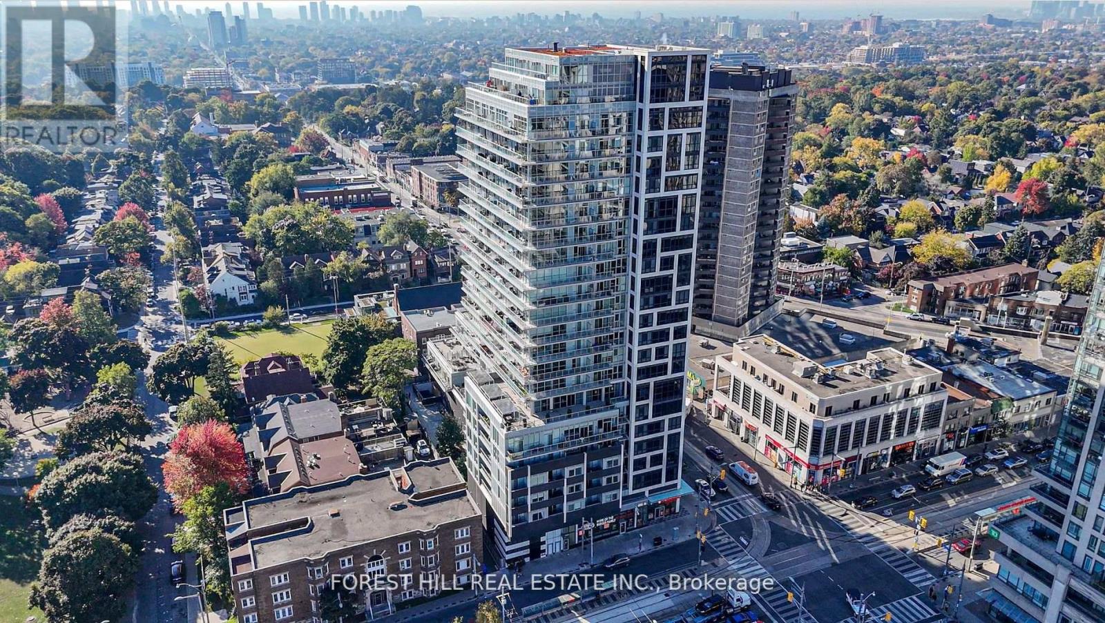 Photo 27 of 1907 501 St Clair Avenue W, Toronto ON
