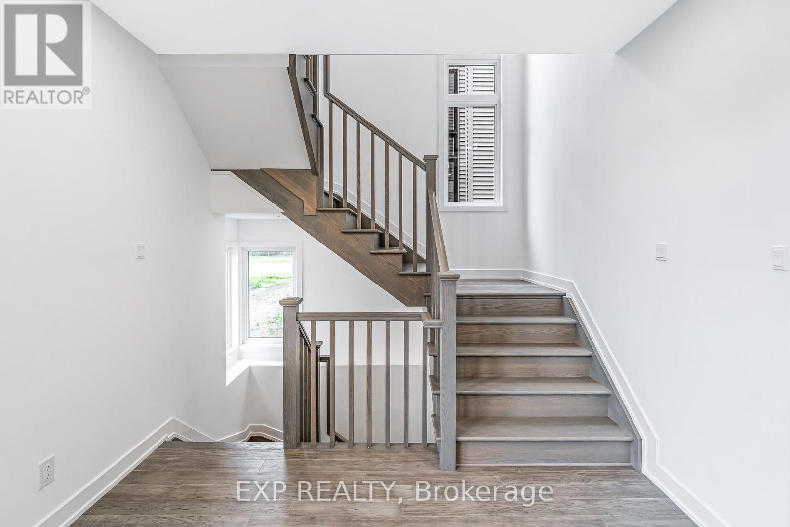 Photo 28 of 489 Duvernay Drive, Ottawa ON