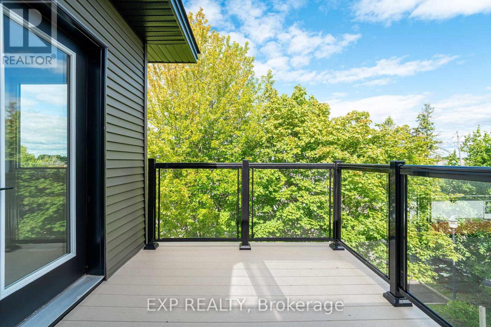 Photo 12 of 489 Duvernay Drive, Ottawa ON