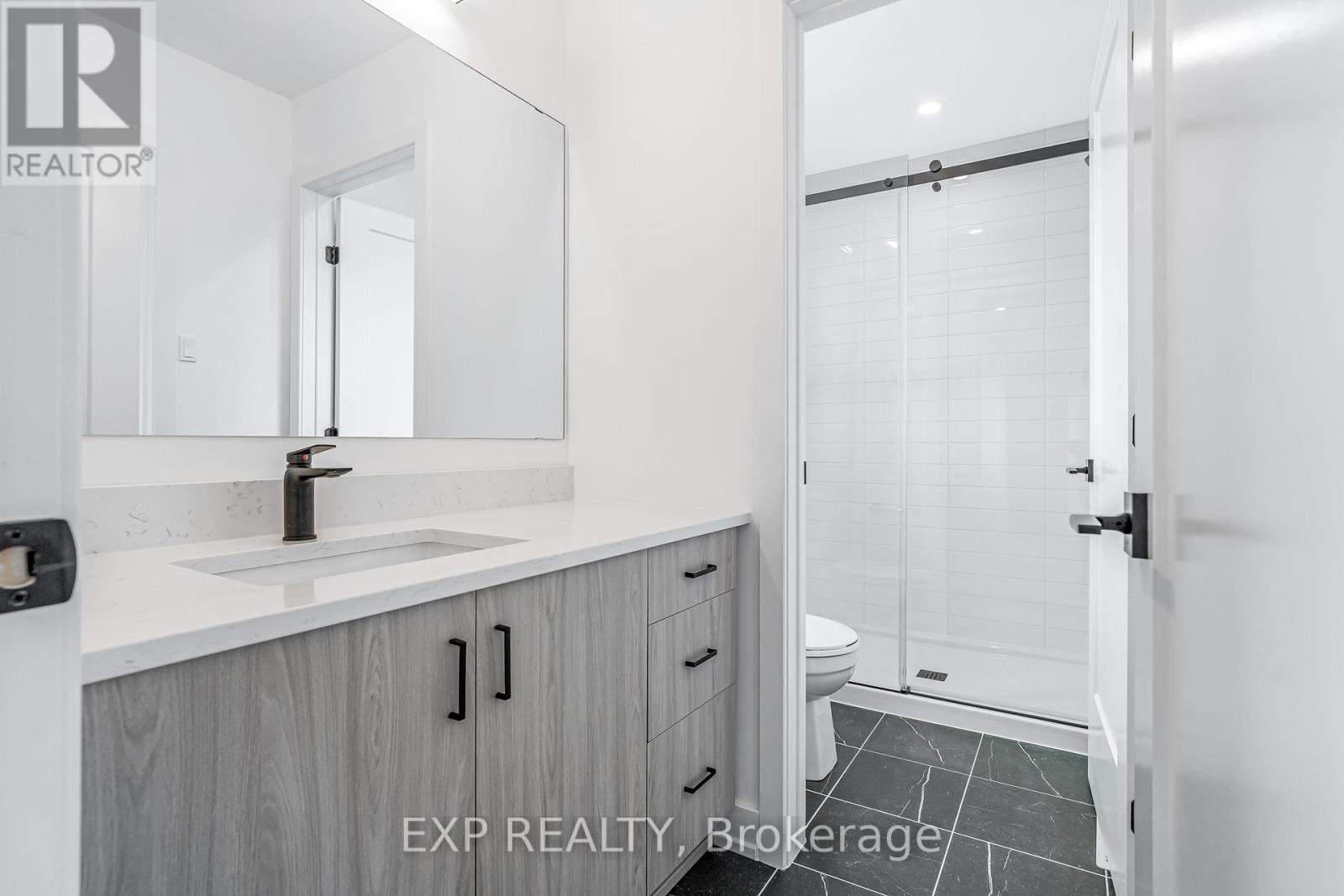 Photo 29 of 489 Duvernay Drive, Ottawa ON