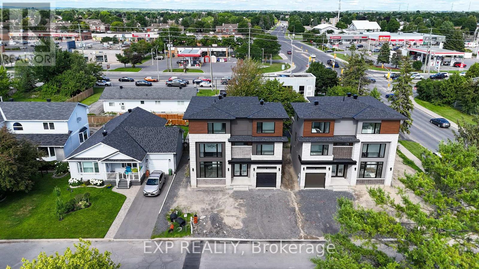 Photo 3 of 489 Duvernay Drive, Ottawa ON