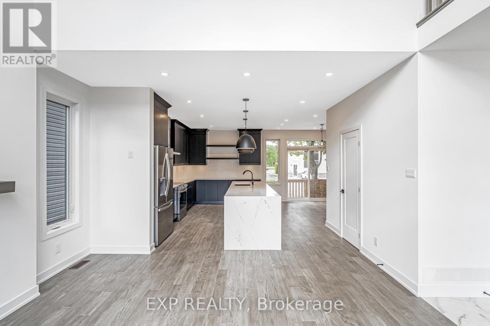 Photo 21 of 489 Duvernay Drive, Ottawa ON