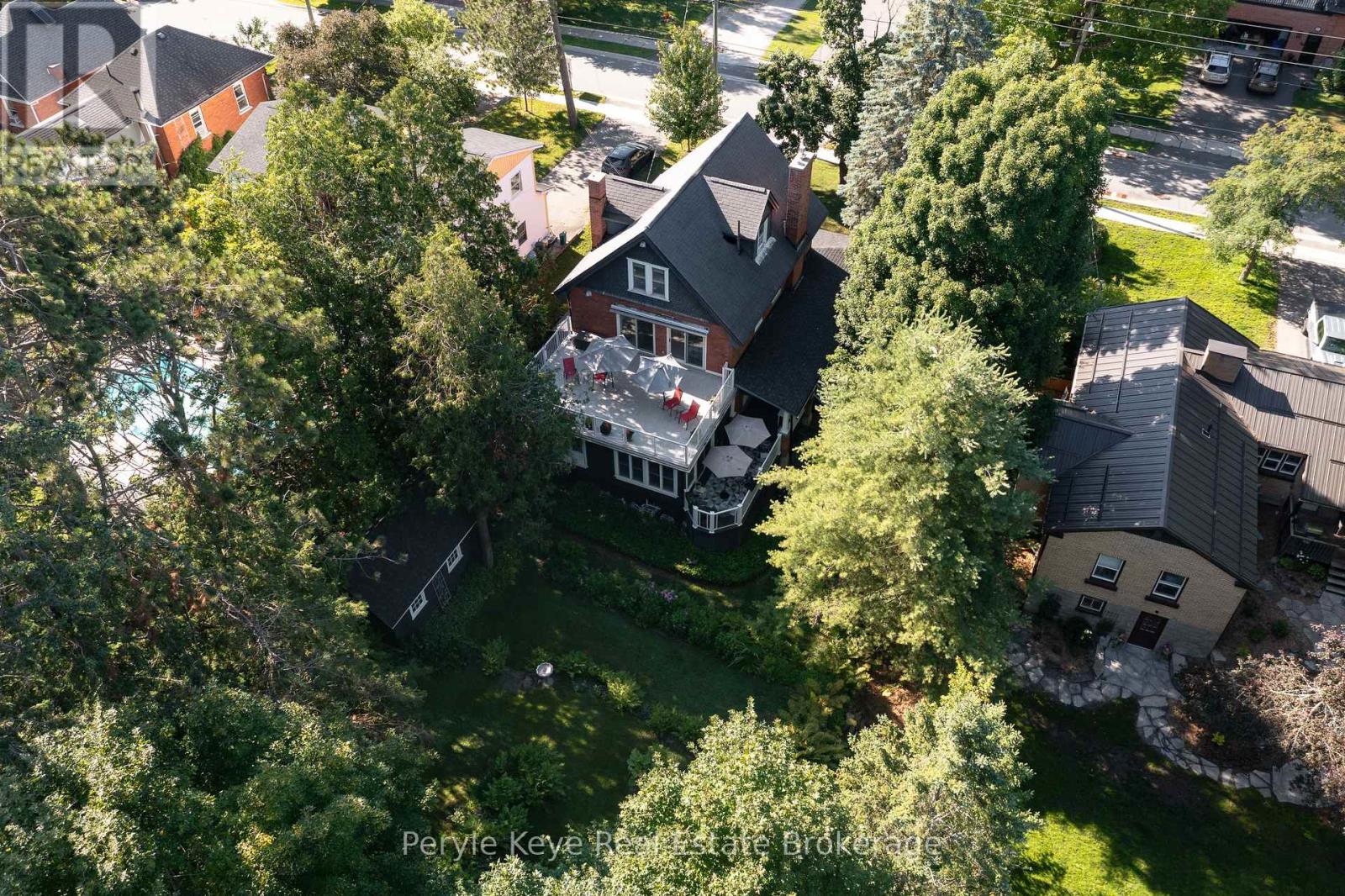 Photo 38 of 96 Ontario Street, Bracebridge ON