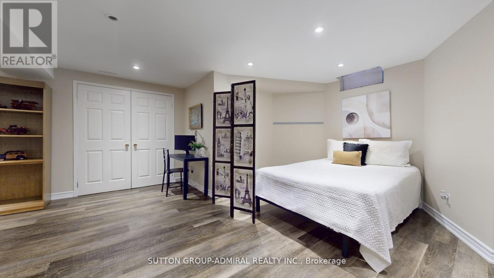 Photo 38 of 186 Westhampton Drive, Vaughan ON