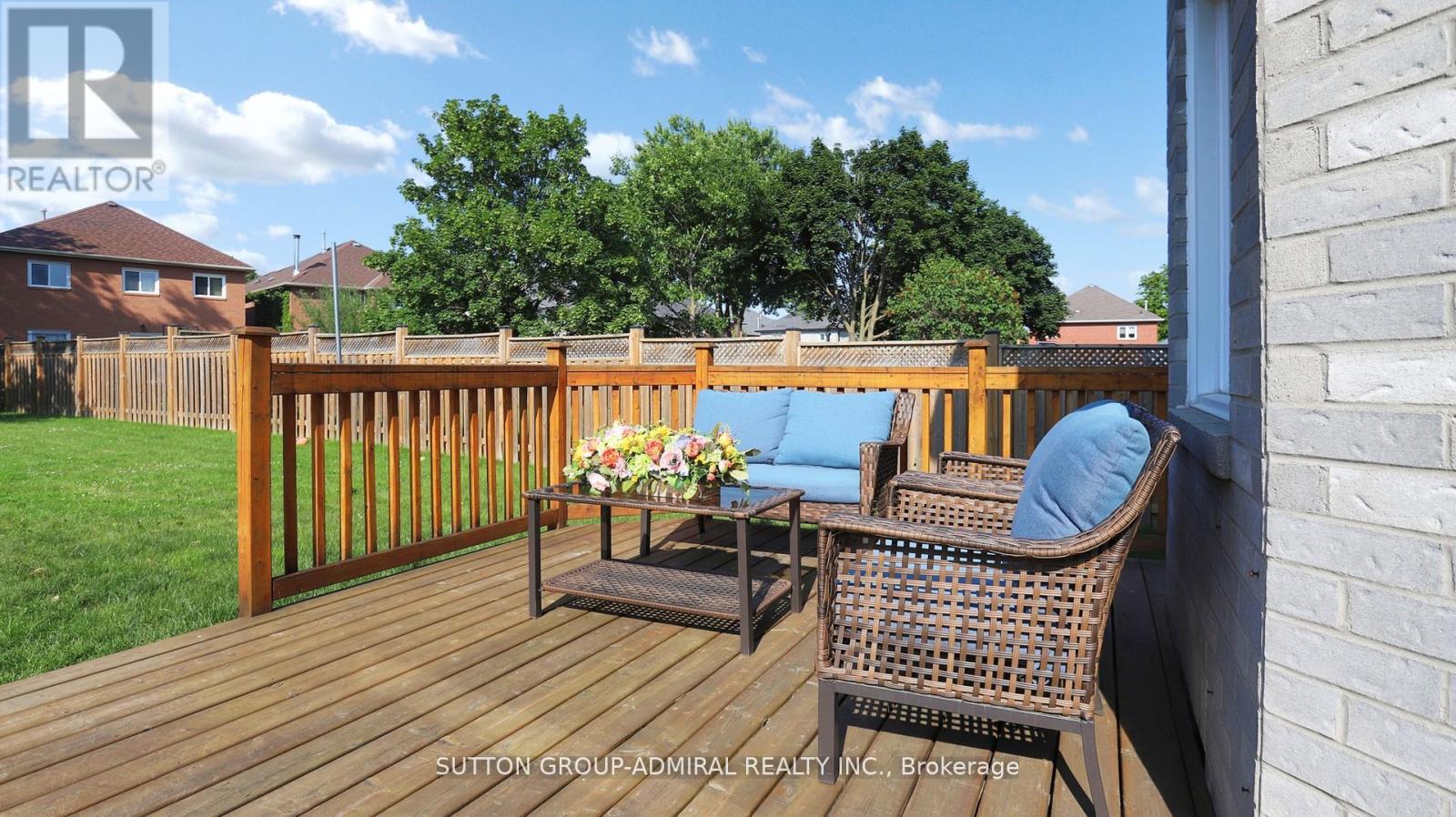 Photo 6 of 186 Westhampton Drive, Vaughan ON