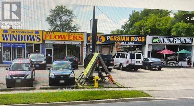 Photo 1 of 8238 Yonge Street, Markham ON