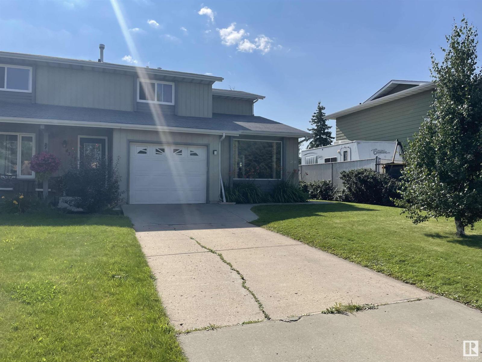 Photo 14 of 4315 South Park Dr, Leduc AB