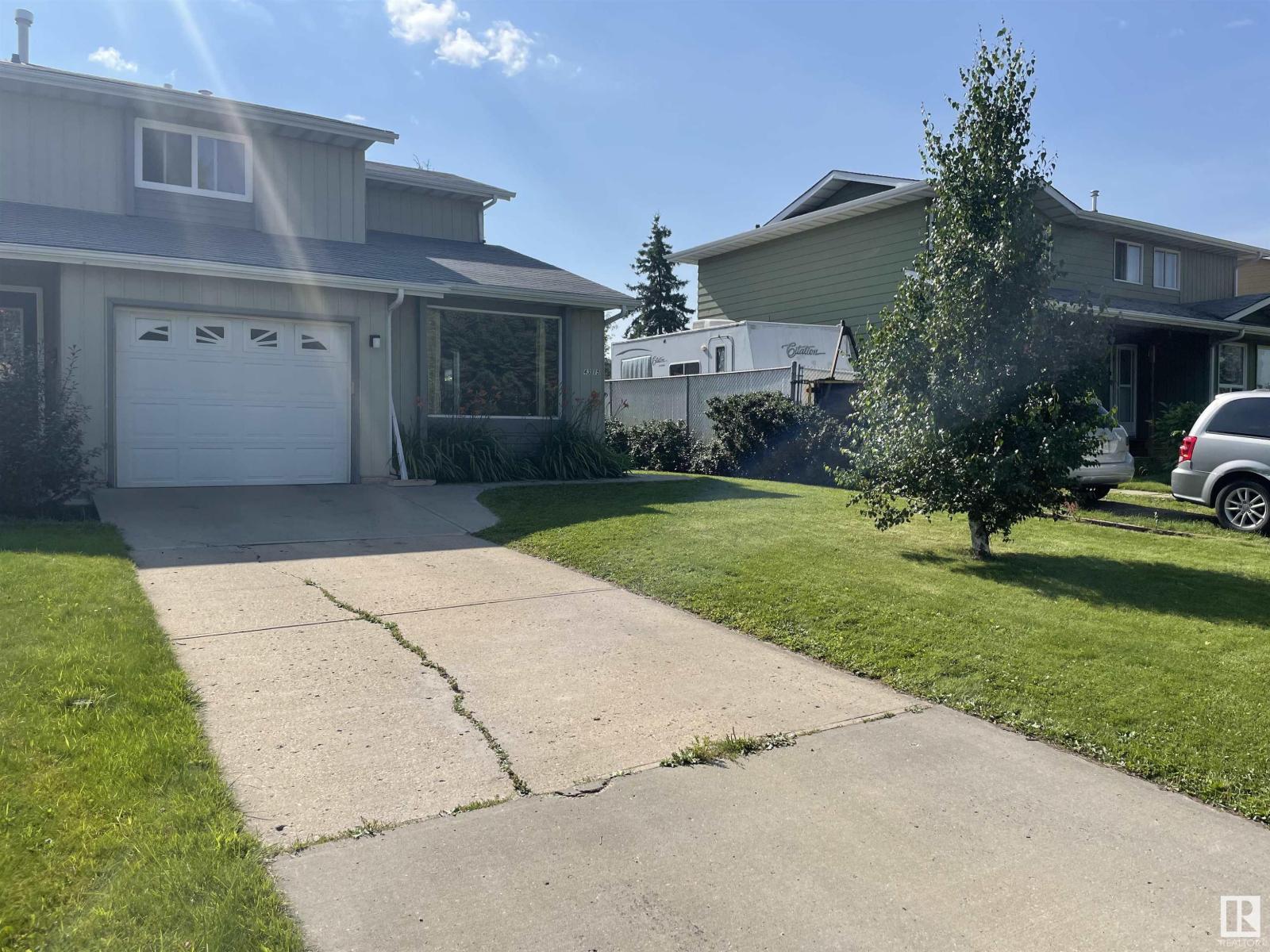 Photo 1 of 4315 South Park Dr, Leduc AB