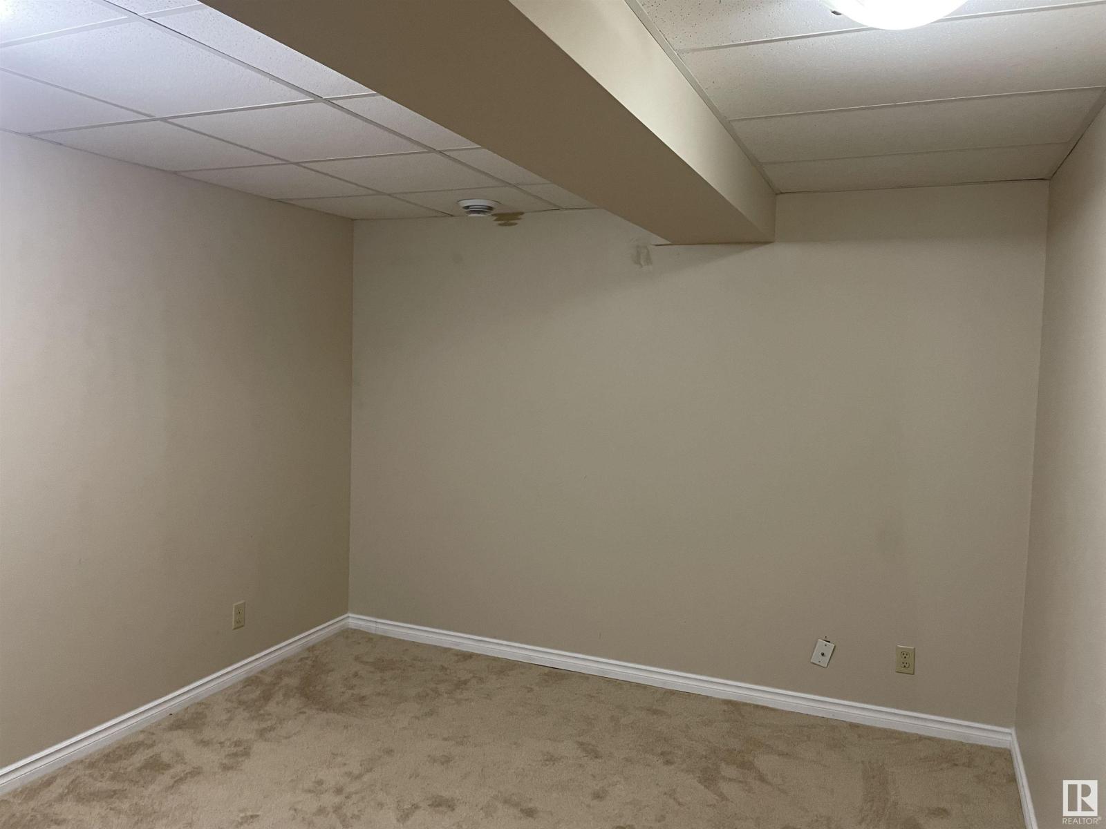 Photo 7 of 4315 South Park Dr, Leduc AB