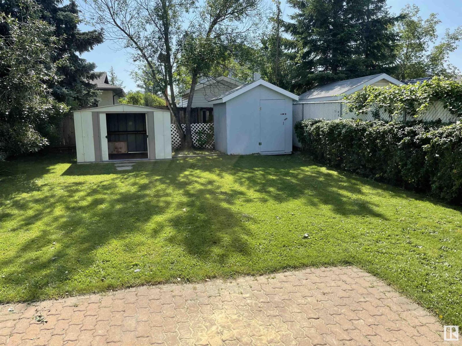 Photo 4 of 4315 South Park Dr, Leduc AB