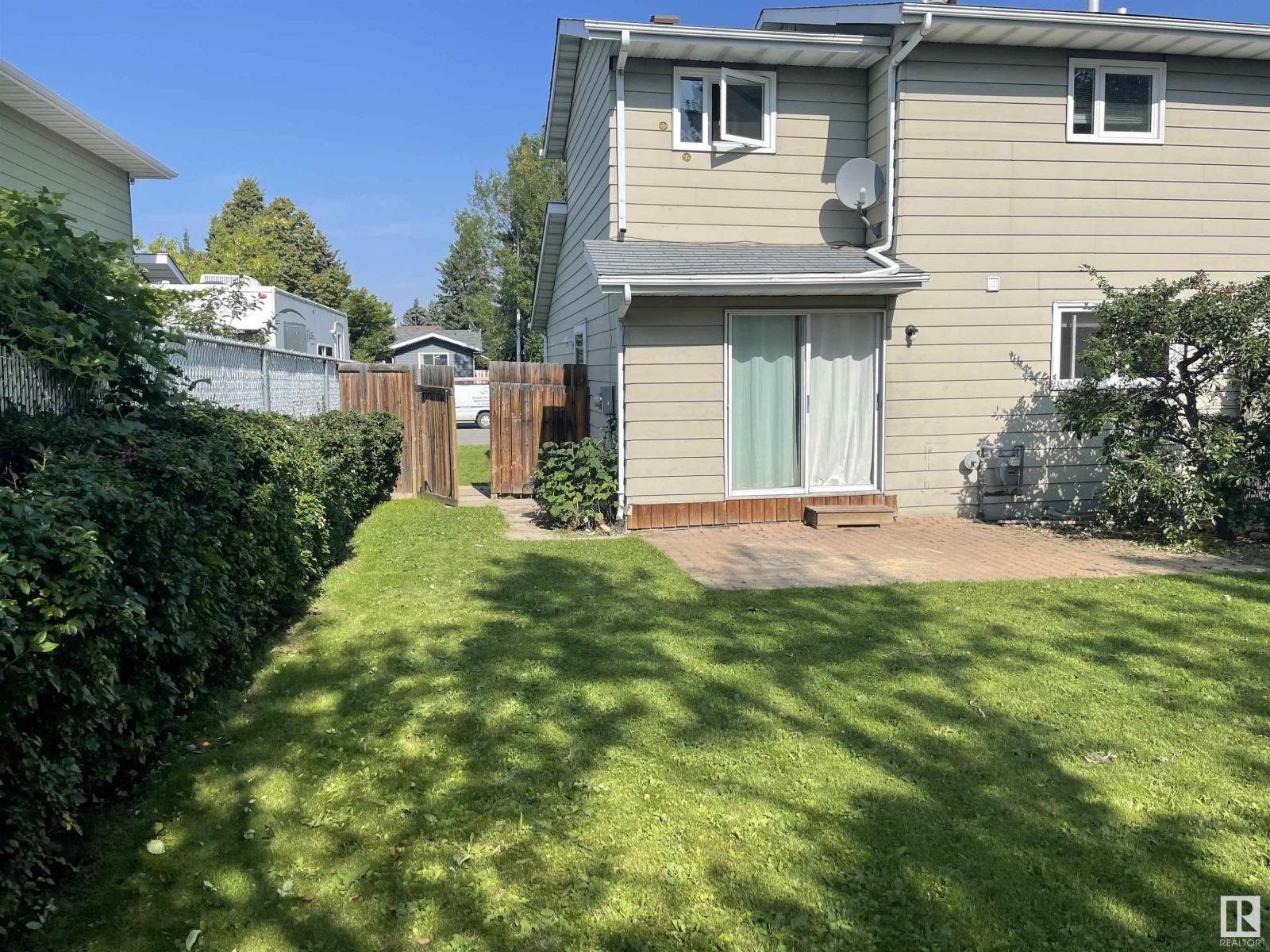Photo 12 of 4315 South Park Dr, Leduc AB