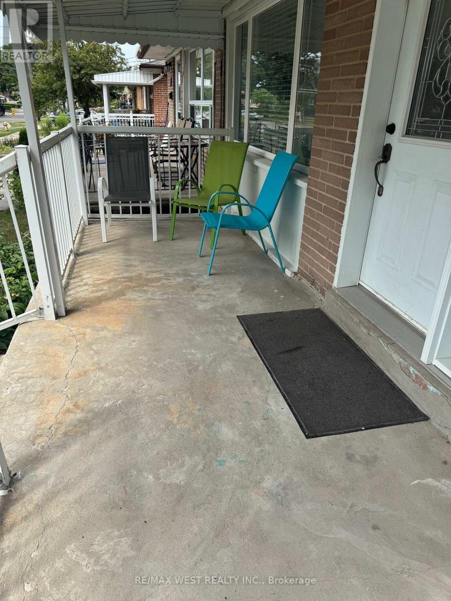 Photo 8 of 63 Habitant Drive, Toronto ON