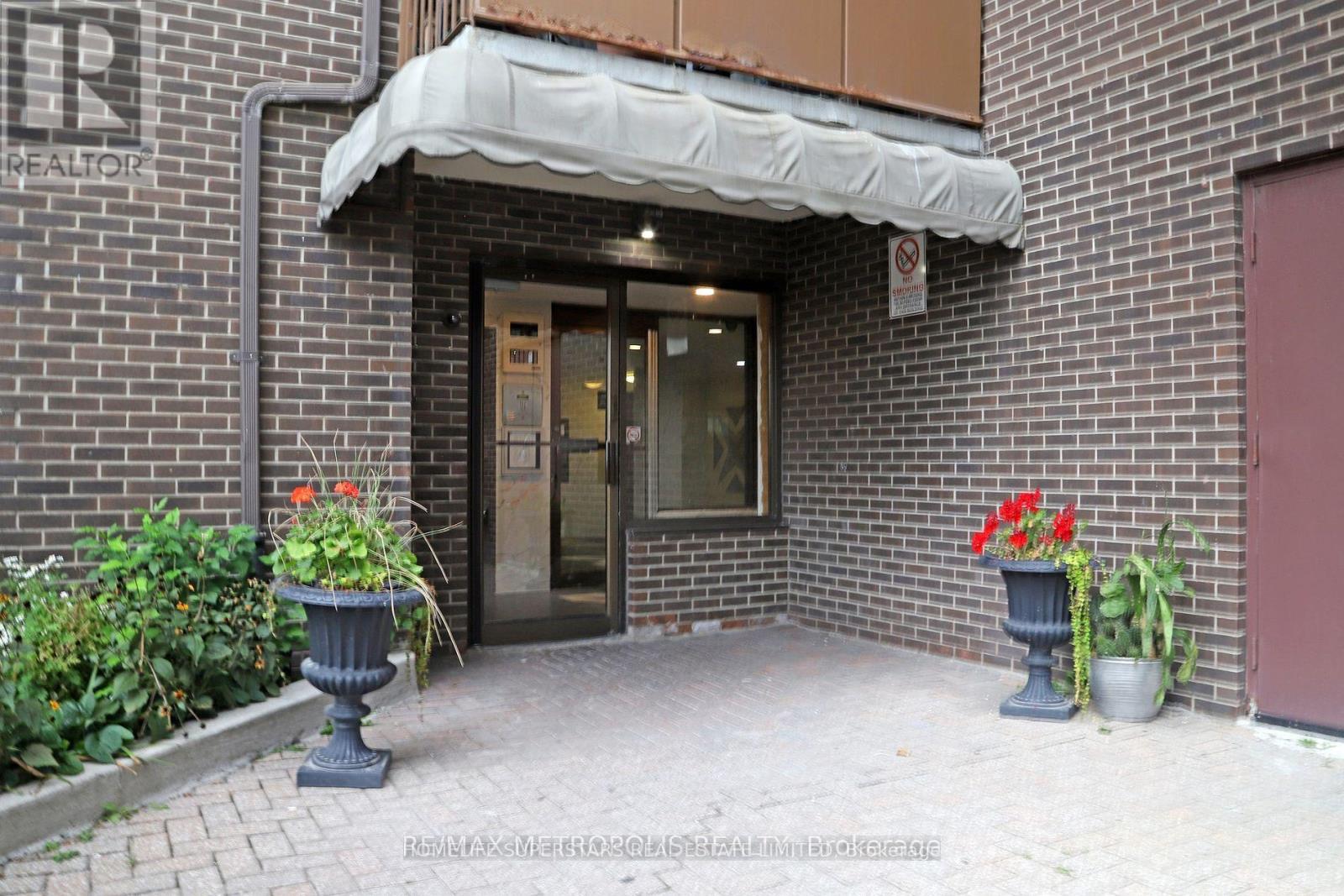 Photo 3 of 202 1445 Wilson Avenue, Toronto ON