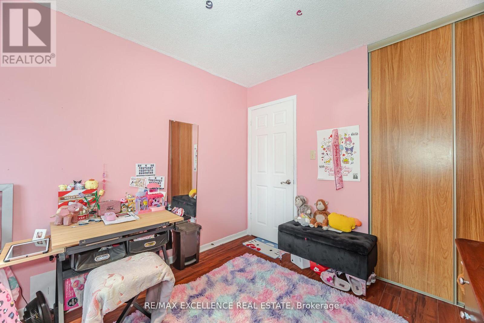 Photo 20 of 112 Elderwood Place, Brampton ON