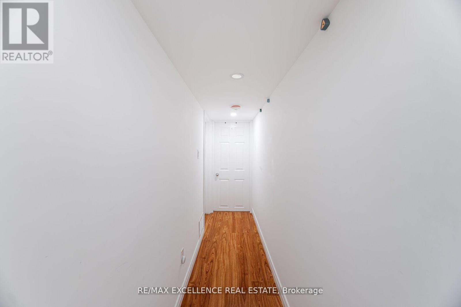 Photo 11 of 112 Elderwood Place, Brampton ON