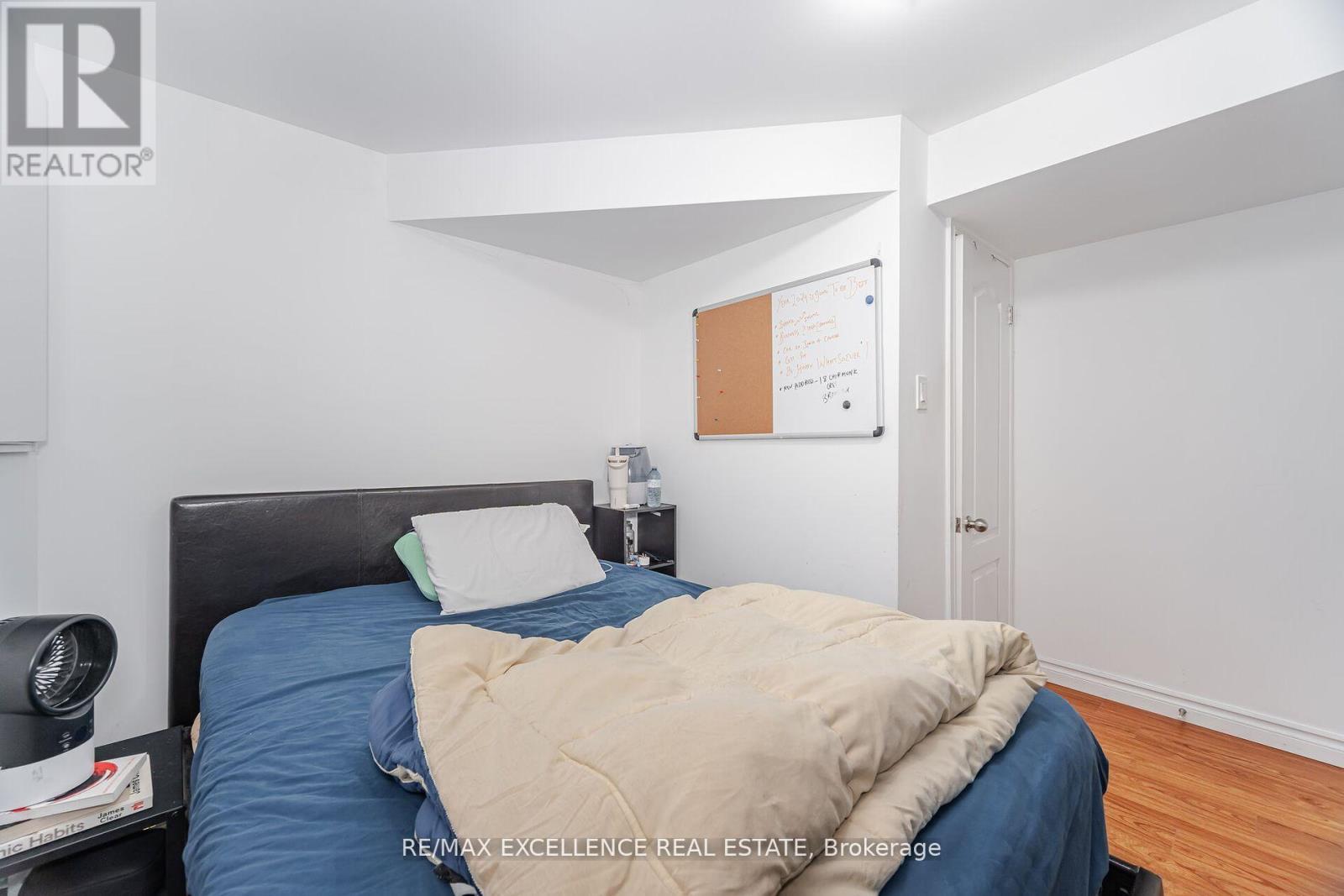 Photo 10 of 112 Elderwood Place, Brampton ON