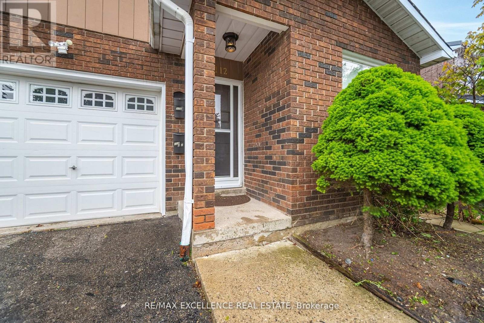 Photo 25 of 112 Elderwood Place, Brampton ON