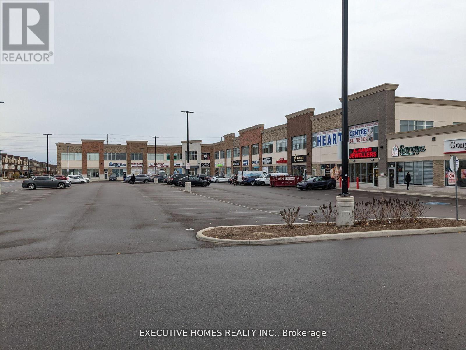 Photo 13 of 234 3465 Platinum Drive, Mississauga ON