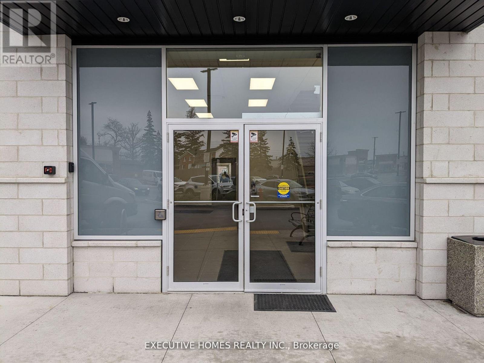 Photo 1 of 234 3465 Platinum Drive, Mississauga ON
