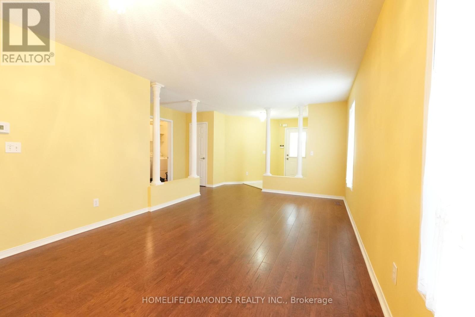 Photo 21 of 5267 Brookwood Court, Mississauga ON