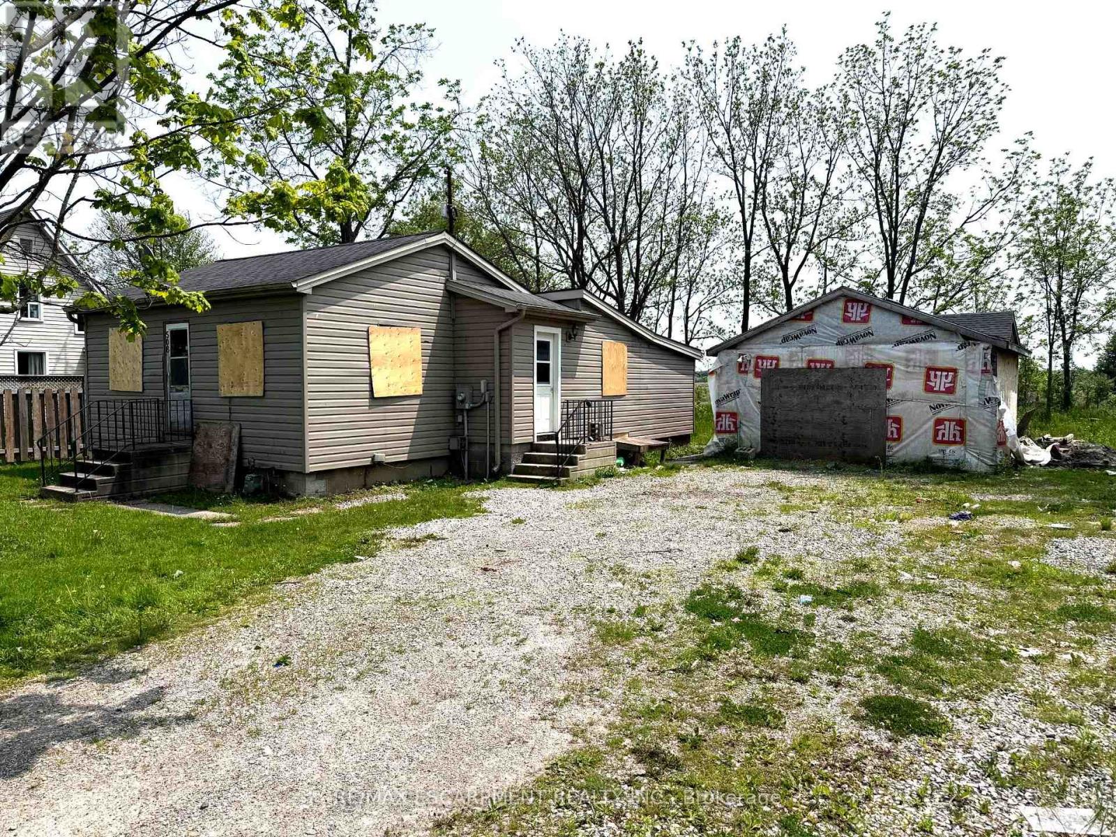 Photo 17 of 508 Main Street E, Haldimand ON