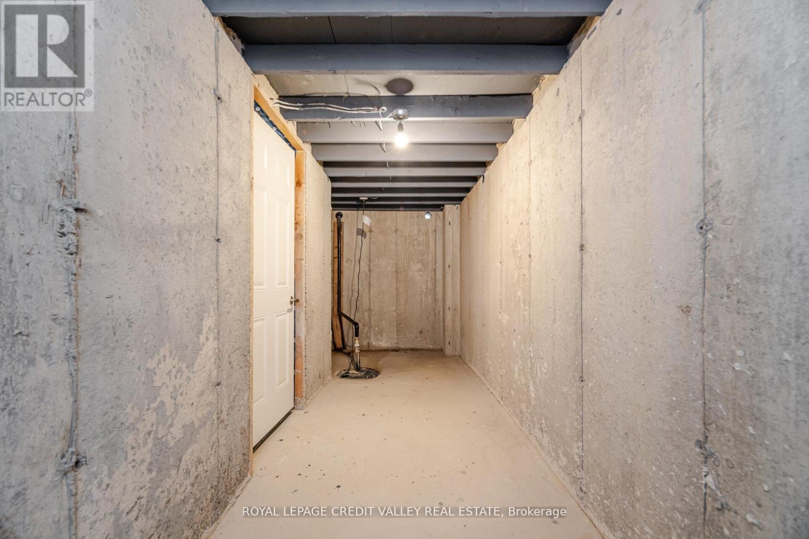Photo 33 of 222 St George Street, West Perth ON