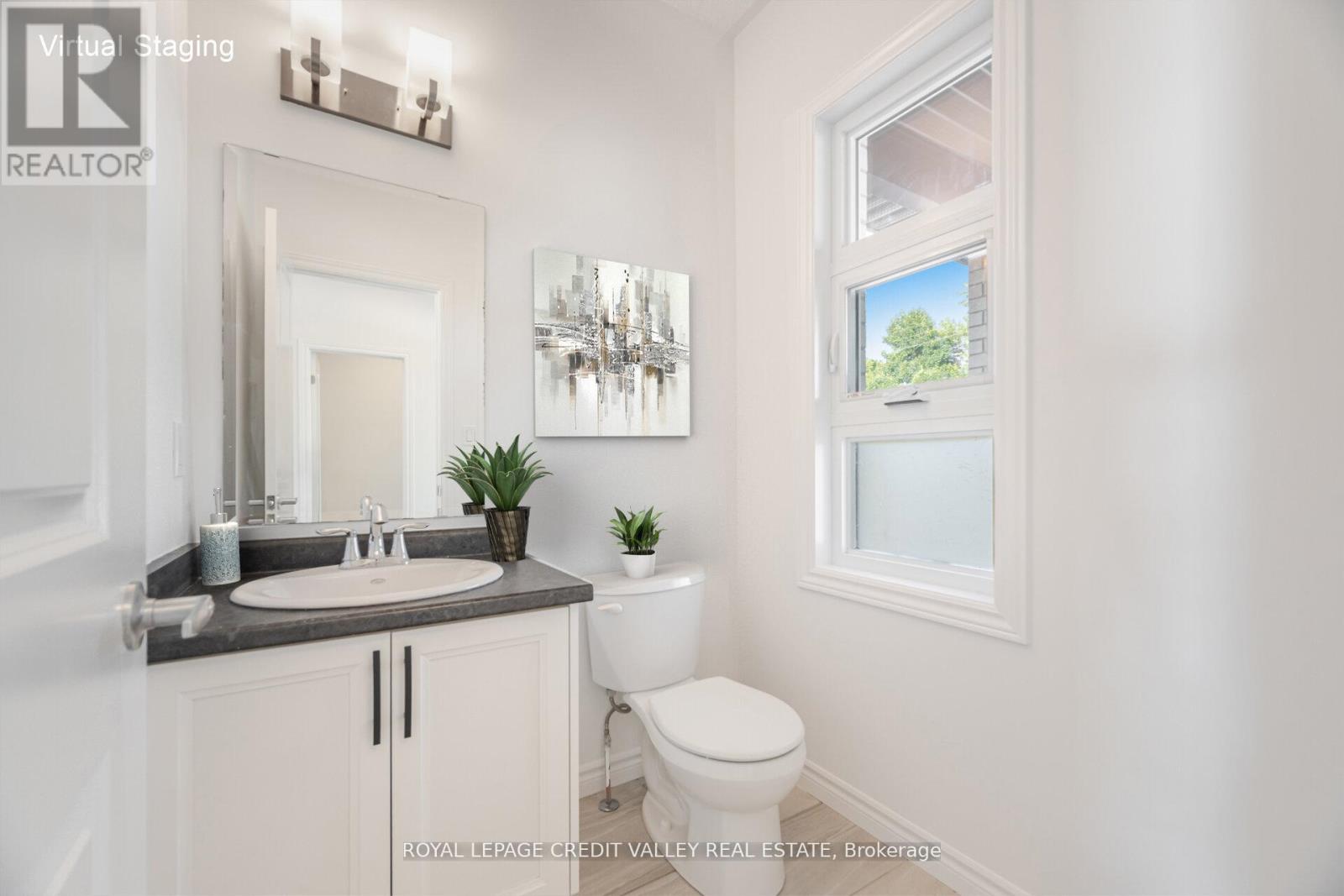 Photo 26 of 222 St George Street, West Perth ON