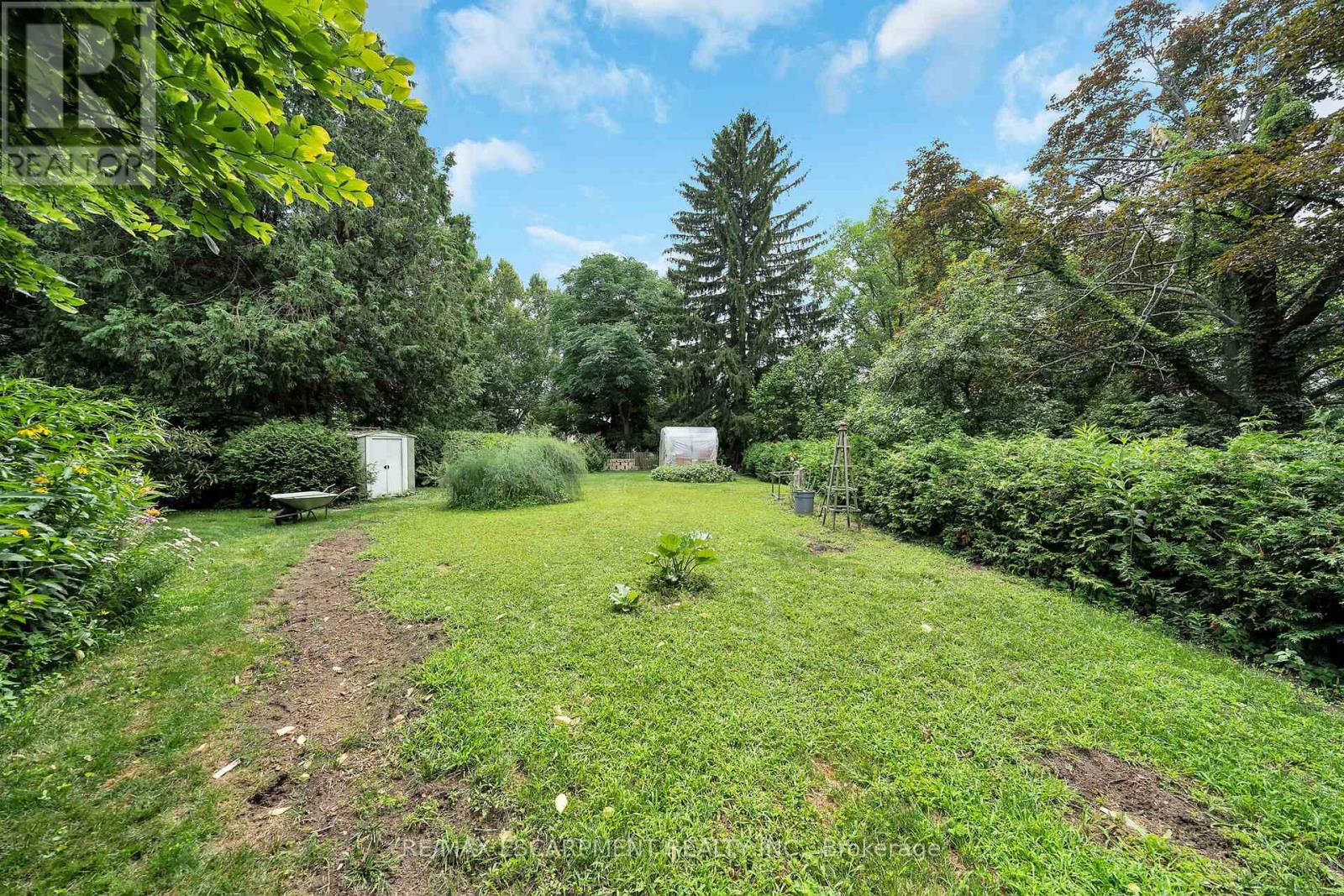 Photo 18 of 14 Simcoe Boulevard, Norfolk ON