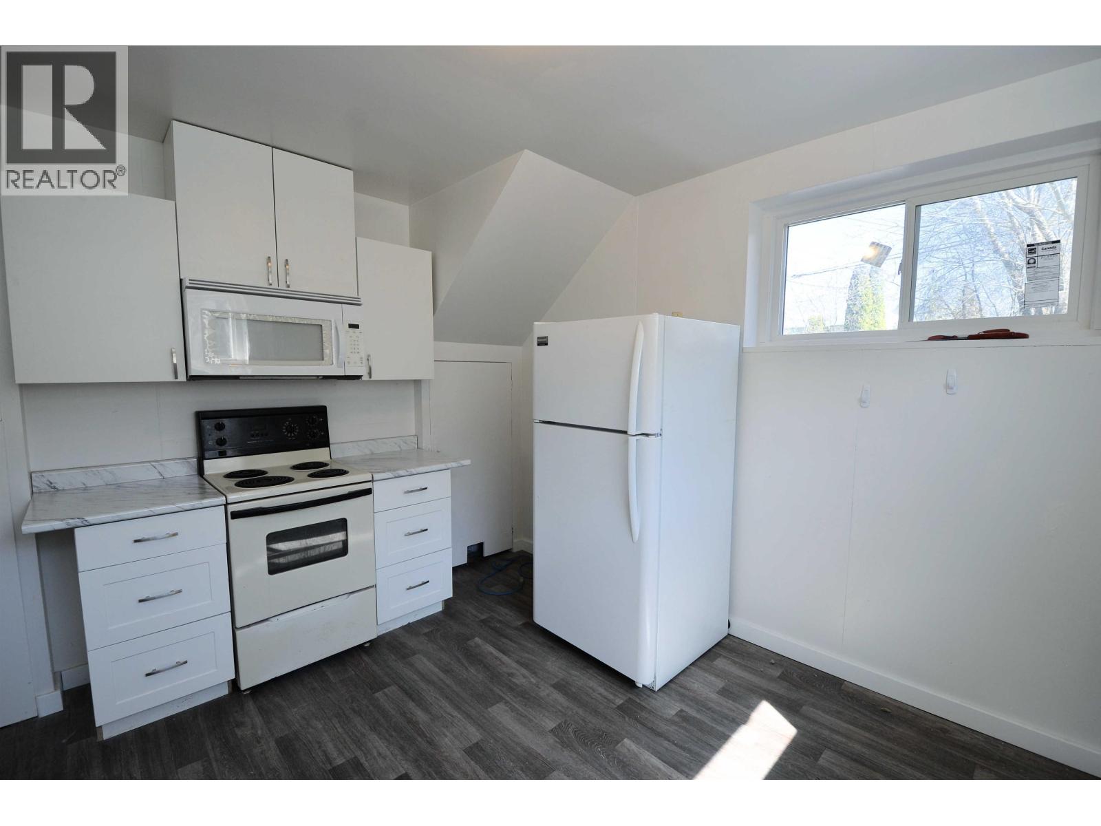 Photo 14 of 538 Gillett Street, Prince George BC