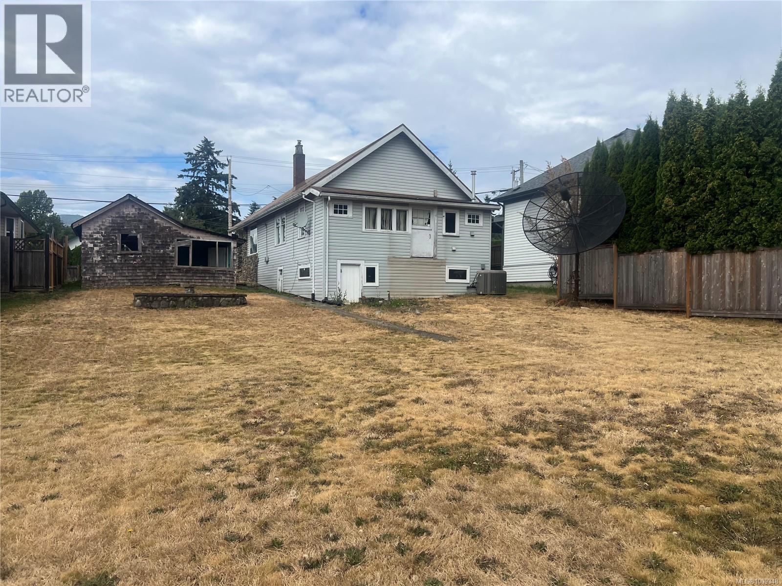 Photo 10 of 205 View St, Nanaimo BC