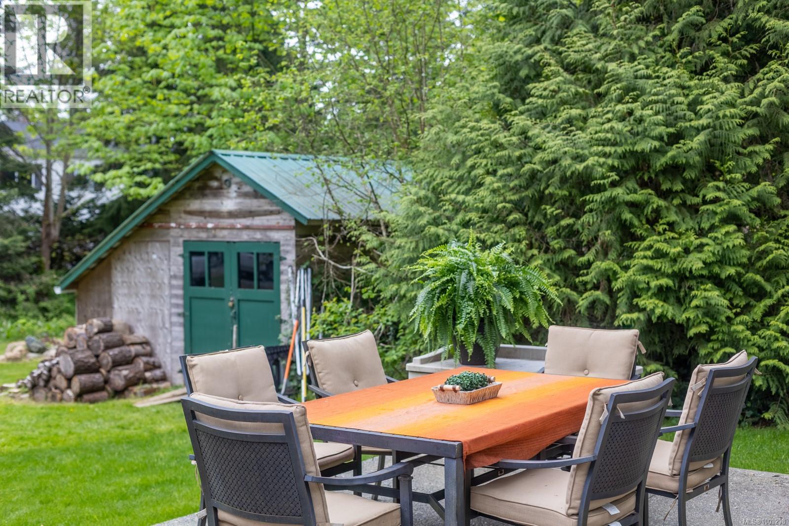 Photo 43 of 3671 Thomson Rd, Courtenay BC