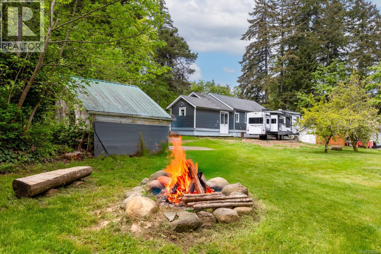 Photo 36 of 3671 Thomson Rd, Courtenay BC