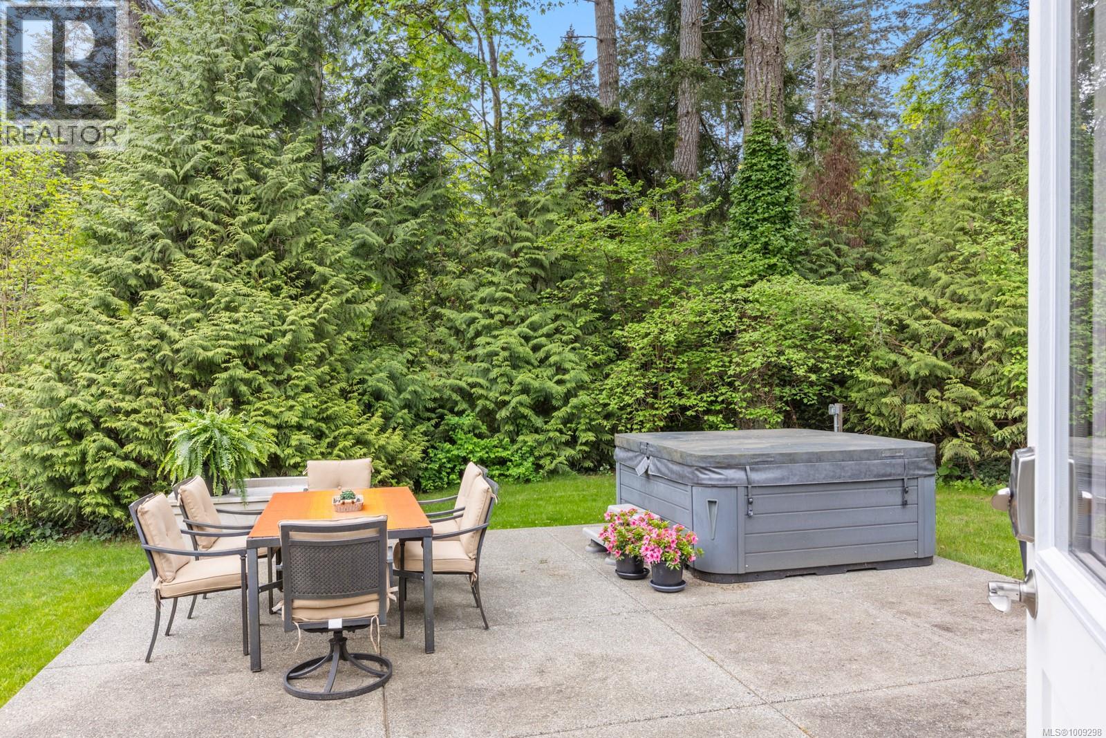 Photo 29 of 3671 Thomson Rd, Courtenay BC