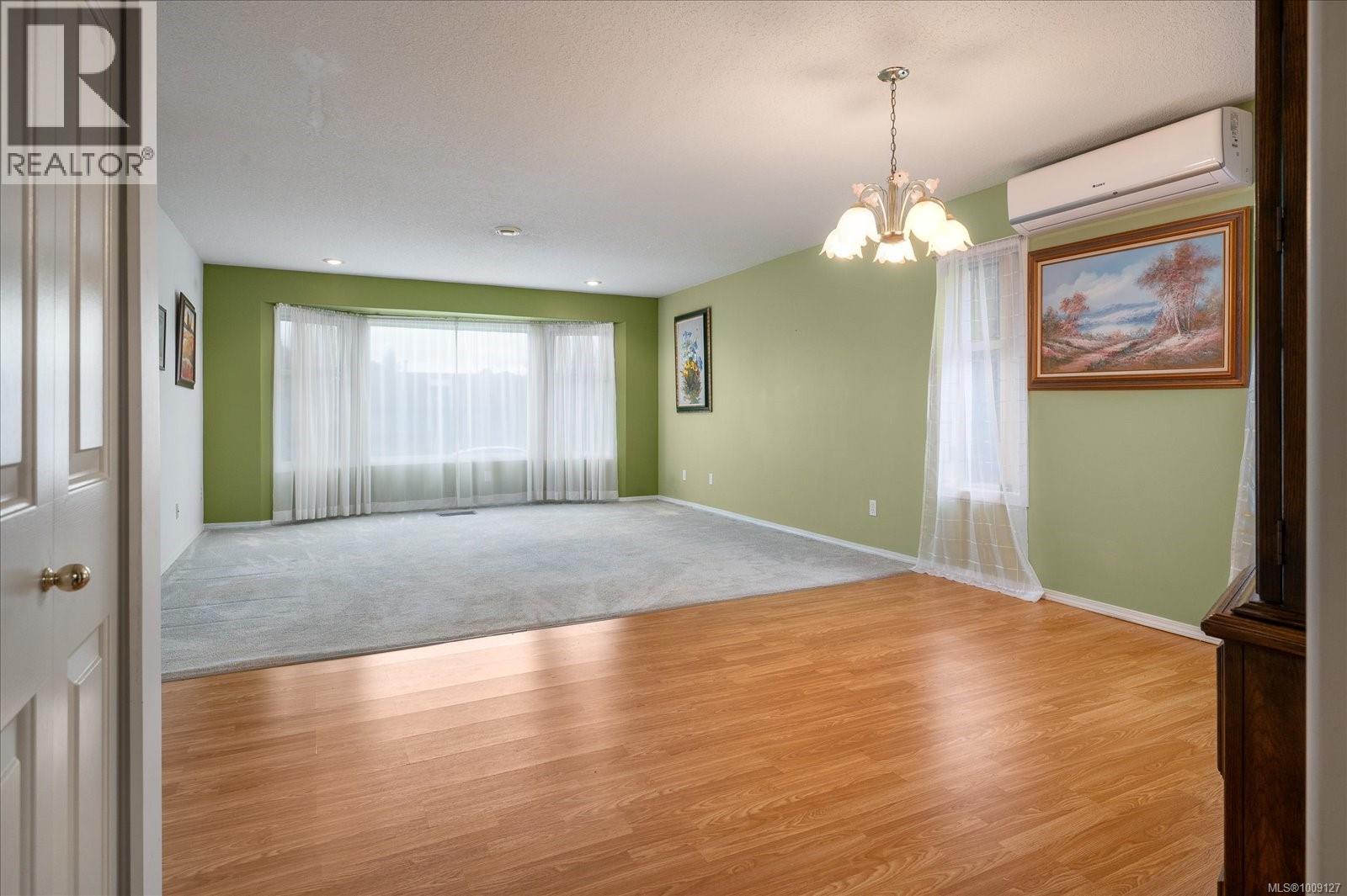 Photo 18 of 813 Cameron Way, Ladysmith BC