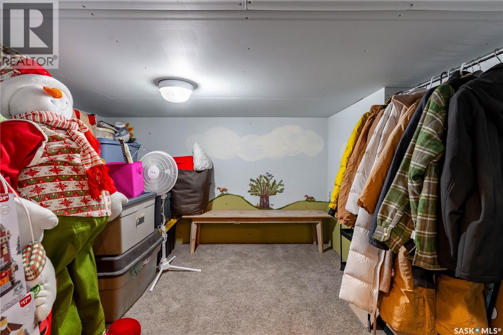 Single Family House 2 Level for Sale in  Linner WAY Regina 