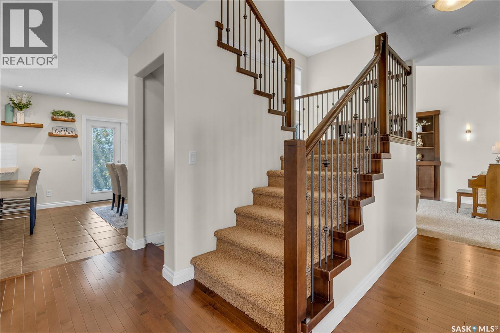 Single Family House 2 Level for Sale in  Linner WAY Regina 