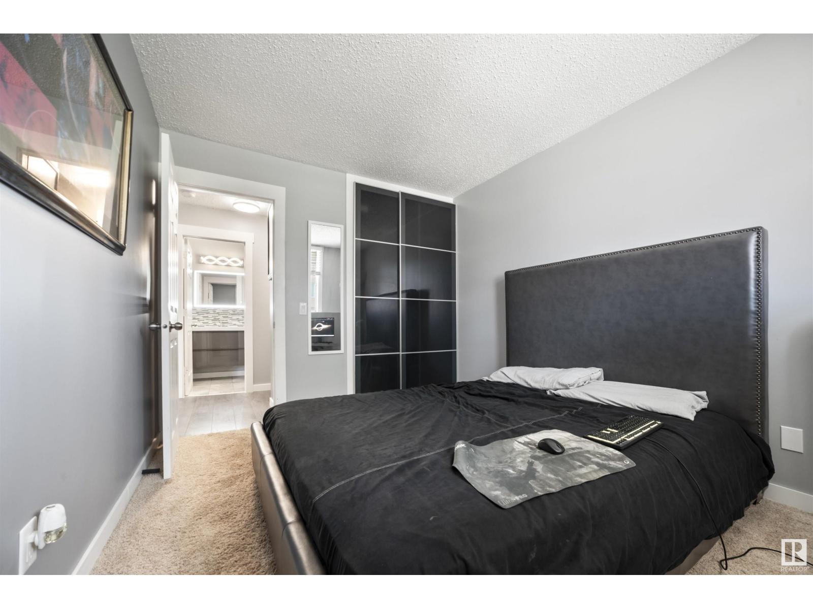 Photo 13 of 106 14908 26 St Nw, Edmonton AB