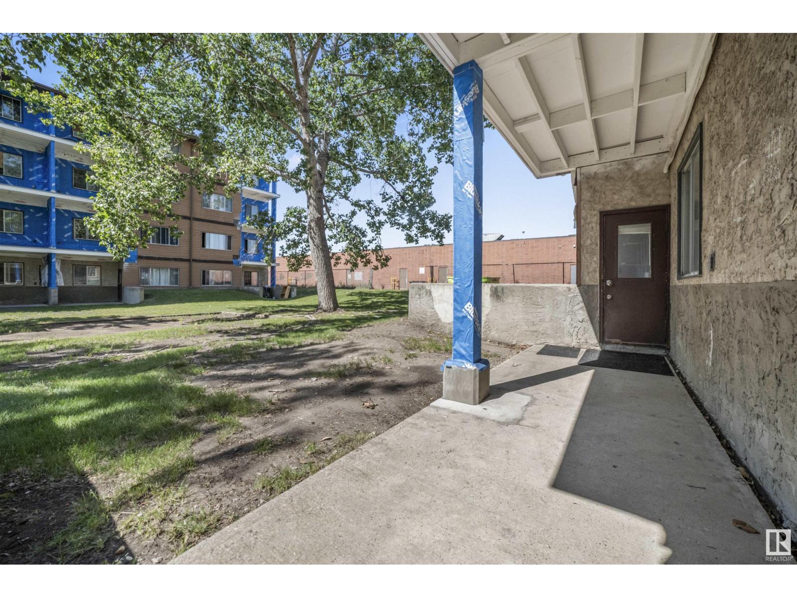 Photo 23 of 106 14908 26 St Nw, Edmonton AB