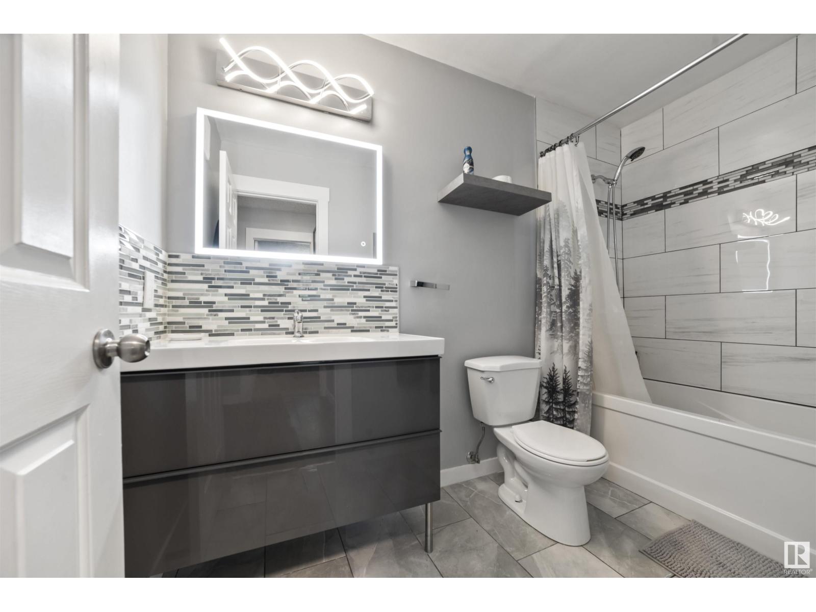 Photo 19 of 106 14908 26 St Nw, Edmonton AB